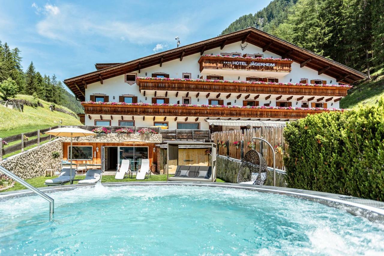 Hotel Jaegerheim 3S Сельва-ди-Валь-Гардена Экстерьер фото